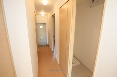 【ロビー】 | サンファミールⅢＢ | 建物の内部です
サンファミールⅢB棟　102号室　平成24年9月28日撮影