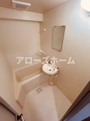 【浴室】 | リバーサイド岡田