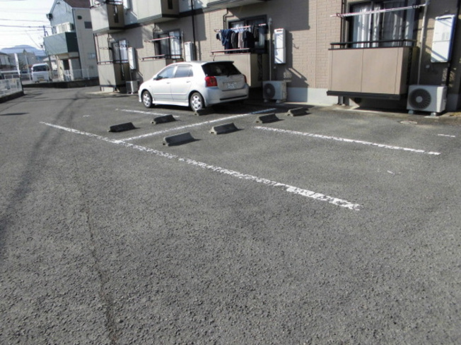 【駐車場】 | ガーデン・シャトレｉ　単身棟