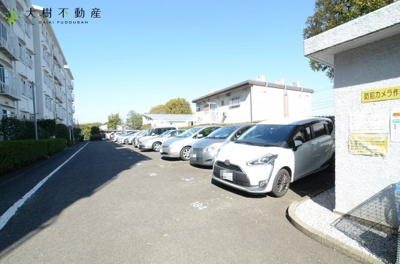 【駐車場】 | 東建ニューハイツ海老名5号棟　3階4LDK　リフォーム済み　【仲介手数料無料】