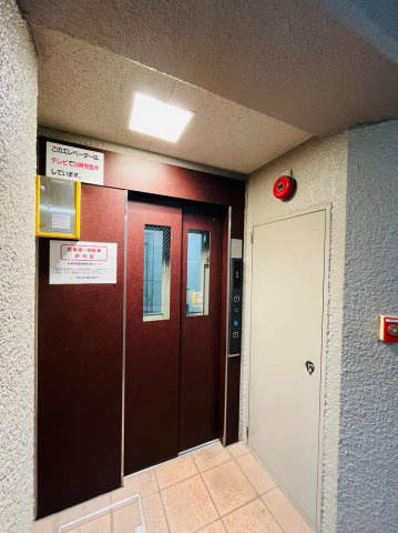 コープ野村深江橋のその他共用部分|エレベーターです。
