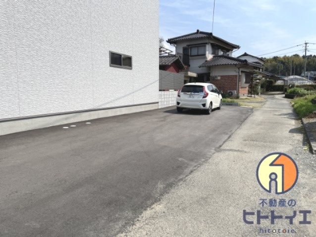 リッツ広川の駐車場