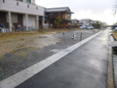 【前面道路含む現地写真】 | 大津市真野5丁目5-3　売土地