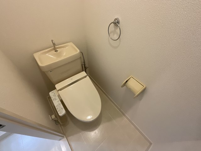 【トイレ】 | エクセルウィンズ | ウォシュレットです