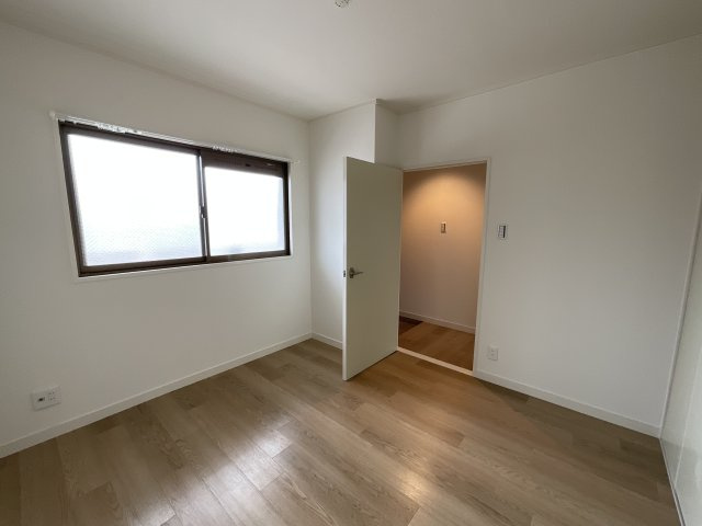 【洋室】 | エクセルウィンズ | 5.5帖の洋室です