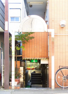 【エントランス】
