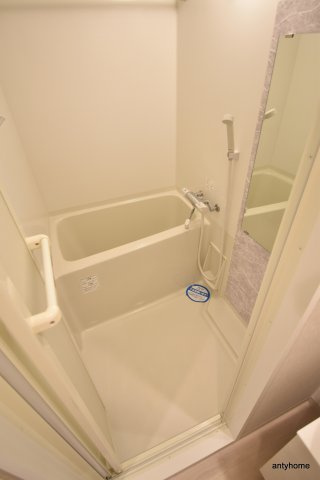 S-RESIDENCE新大阪駅前　仲介手数料無料の浴室