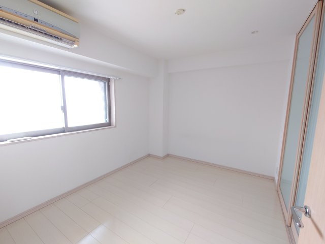 ミオカステーロ大宮の居間・リビング