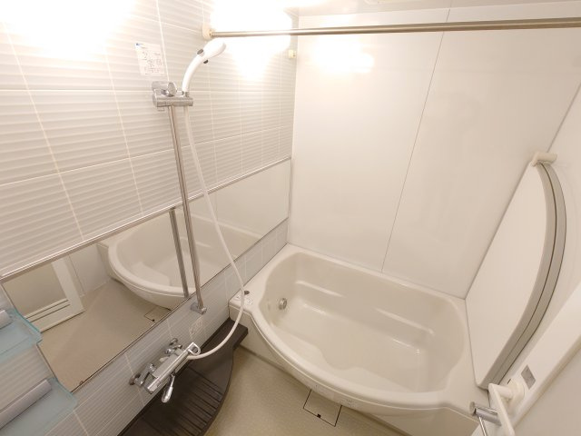 ミオカステーロ大宮の浴室