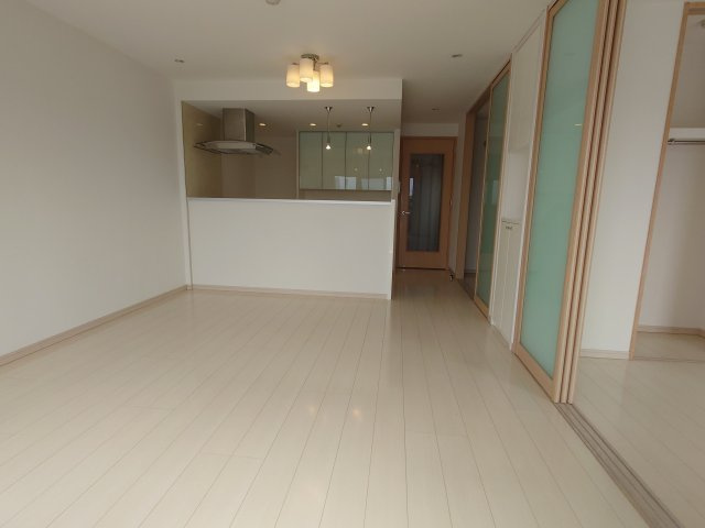 ミオカステーロ大宮の居間・リビング