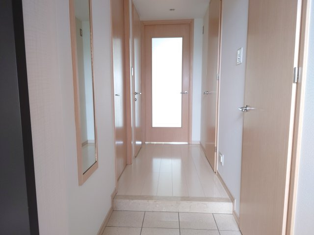 ミオカステーロ大宮の玄関