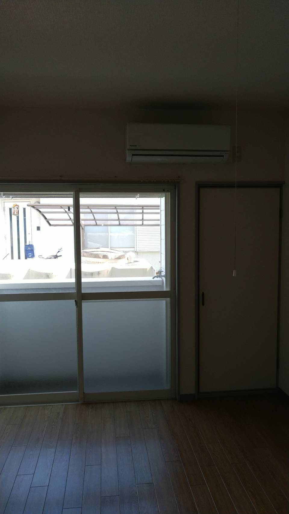 トマトハウスの洋室