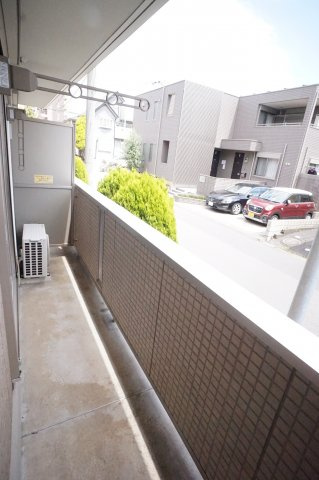 カメリアのバルコニー|お洗濯にも便利なバルコニー付き