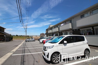 【駐車場】