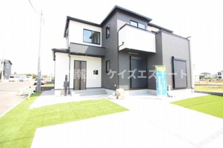 【外観】 | 【1号棟】約17帖の広々としたLDKの4LDK新築住宅☆