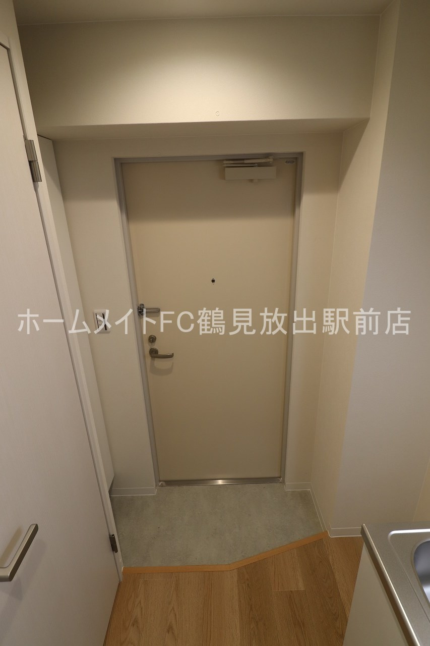 ジェンシア放出の玄関
