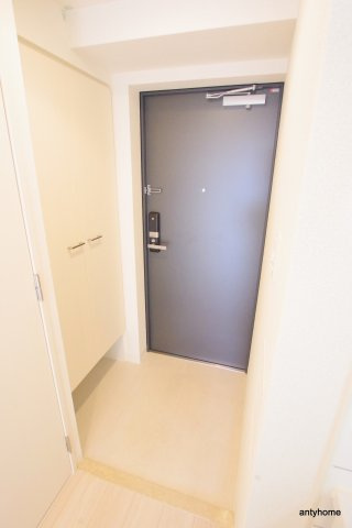 エスリード新福島　仲介手数料無料の玄関