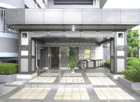 仲介手数料無料　アステール所沢のエントランス