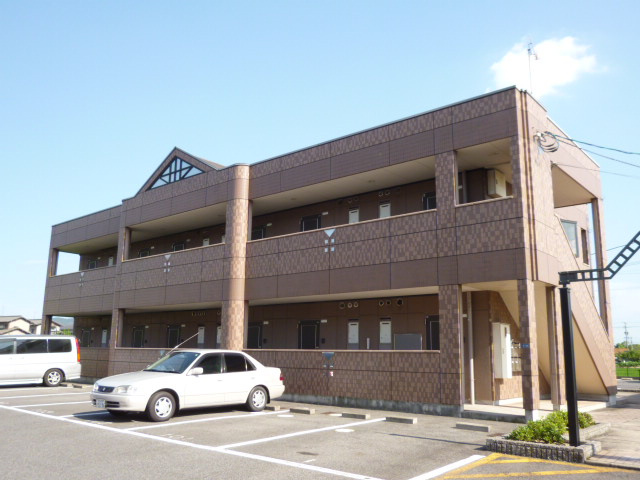 倉敷市中畝５丁目のアパートの外観