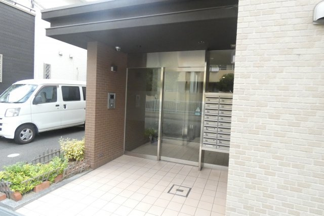 【エントランス】 | ソレイユサカエ