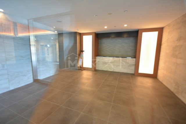 エステムコート中之島ゲートⅡのロビー