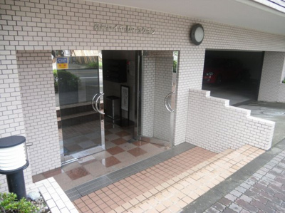 【エントランス】 | 府中ロイヤルマンション | エントランス。