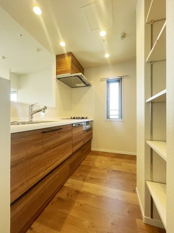 【キッチン】 | 国立デュープレックスI 13F | 新規内装フルリノベーション完成！