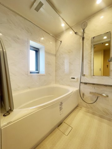 【浴室】 | 国立デュープレックスI 13F | 13階最上階南西北3方角部屋！富士山ビュー！