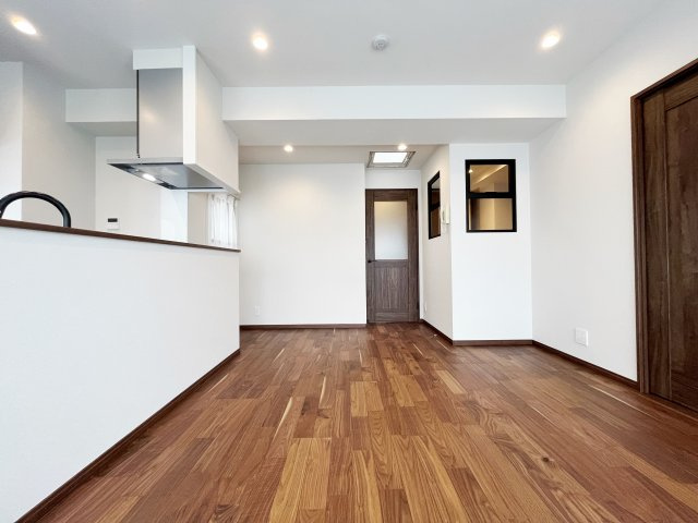 【居間・リビング】 | ビックハート浅草 7F | ●7290万→6990万！300万価格改定！