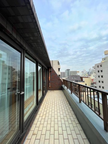 【バルコニー】 | ビックハート浅草 7F | ●最上階7階南東角部屋ペントハウス！