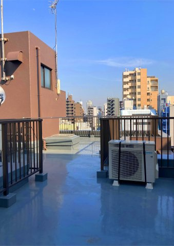 【その他共用部分】 | ビックハート浅草 7F | 屋上写真。スカイツリーが望めます！