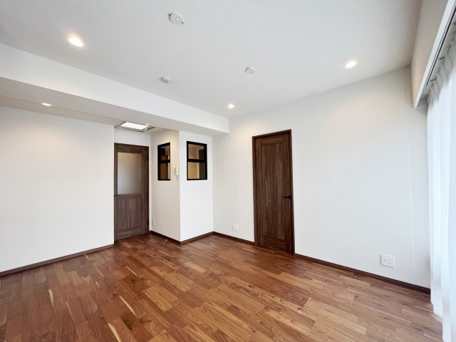 【居間・リビング】 | ビックハート浅草 7F | ●浅草駅徒歩10分圏内！4路線利用可能！