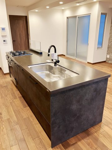 【キッチン】 | マナー高輪（ホーマット）3F | ●ヴィンテージマンションの代表格ホーマット旧分譲！※レンジフード取付の残工事があります。