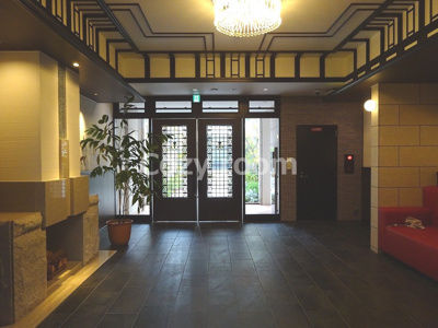 【ロビー】 | アリビオ江坂南金田 | 落ち着いたロビーです