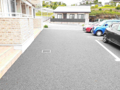 【駐車場】 | ベルグランツェ