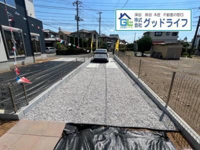 【前面道路含む現地写真】 | Ricca　深谷市緑ヶ丘7期　2号棟　新築分譲住宅