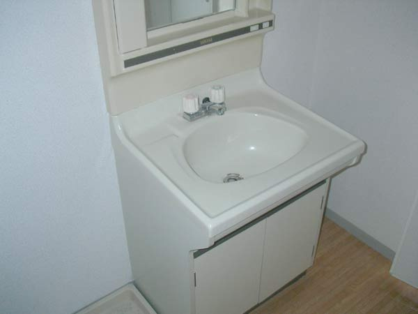 セジュールエクレアの洗面所|脱衣スペースもあります