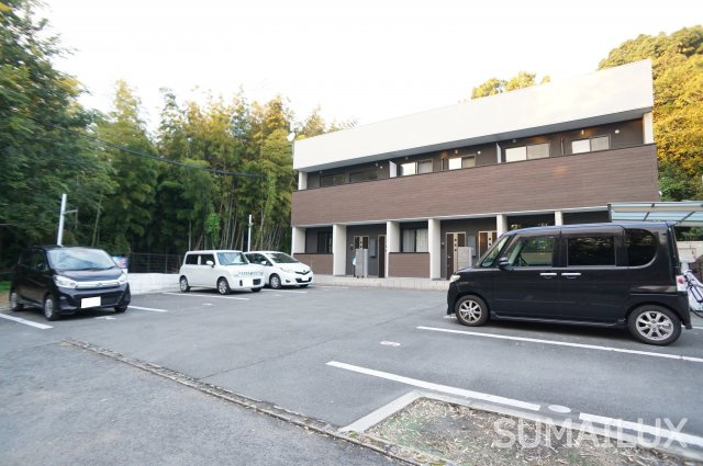 熊本市西区春日６丁目のアパートの駐車場