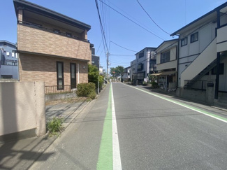 【前面道路含む現地写真】