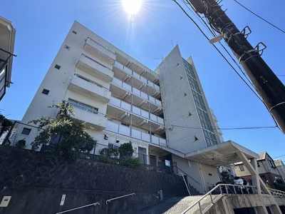 【外観】 | 百合丘マンション | 小田急線「新百合ヶ丘」駅まで徒歩7分！「百合ヶ丘」駅も徒歩5分♪便利な立地の5階建てマンションです☆