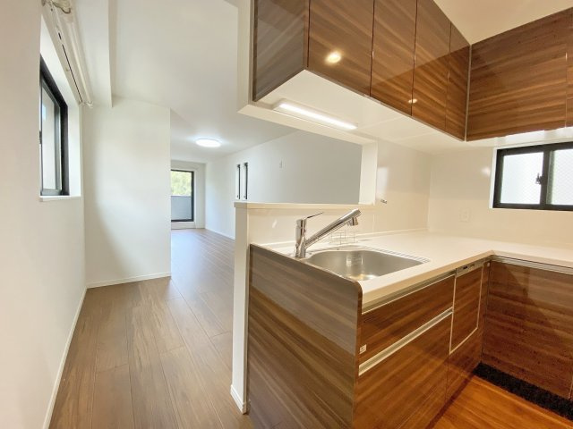【お庭スペースのある二子玉川新築戸建】17帖LDK+3部屋の画像