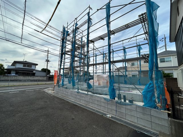 新築：瀬谷区本郷2丁目【大門小・瀬谷中】都市ガス・車2台の前面道路含む現地写真