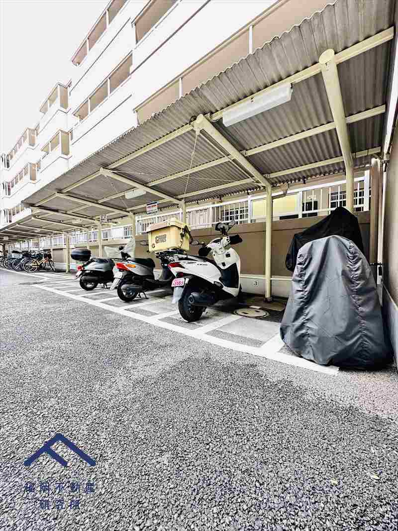 シティライフ雑餉隈Ⅱの駐車場