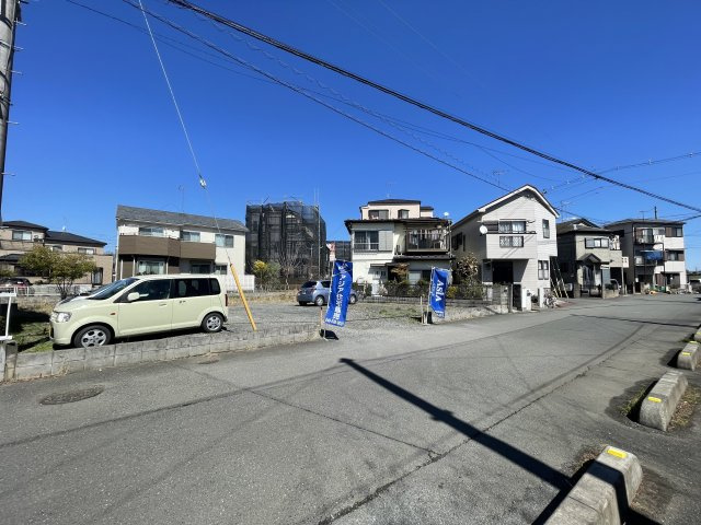 川越市寺尾　売地の前面道路含む現地写真|現地（2023年3月）撮影　南側約6.0ｍ公道