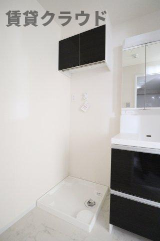 アーバンパレスの洗面所|明るい洗面所です