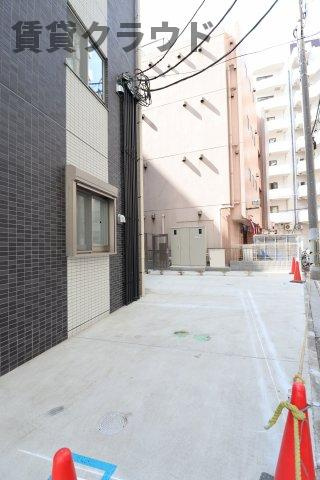 アーバンパレスの駐車場|車をお持ちの方に嬉しい駐車場付きの物件です