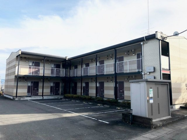 レオパレスウィステリアの外観|画像1