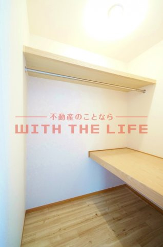 リビングタウン小森野壱番館【キャッシュバック対象】の収納|専用の収納スペースです
