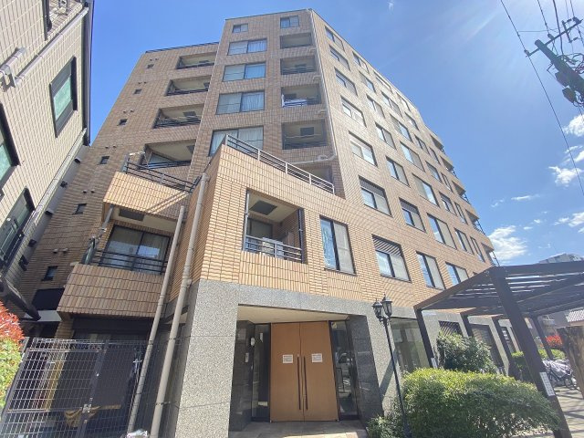 ジェイパーク早稲田の外観