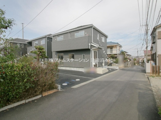 【前面道路含む現地写真】